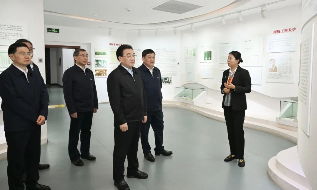 信长星在河海大学调研时指出发挥特色优势 展现更大作为在新征程上传承兴学育才治水兴邦使命